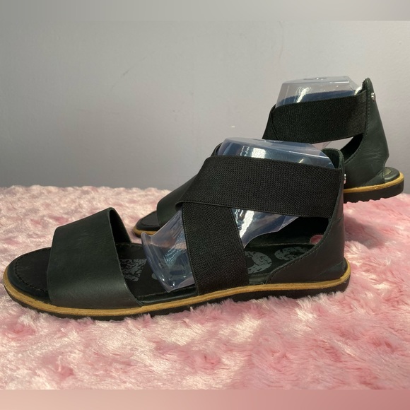 Sorel Ella Samdal - Picture 5 of 9